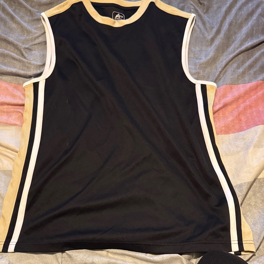 STARTER Black and Gold Athletic Top